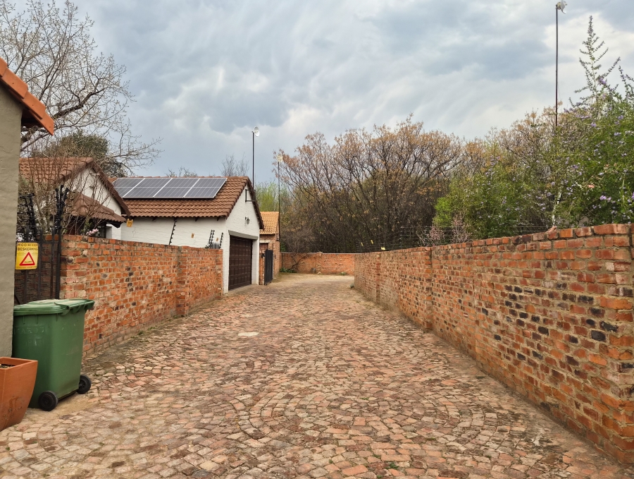 3 Bedroom Property for Sale in Mooivallei Park North West
